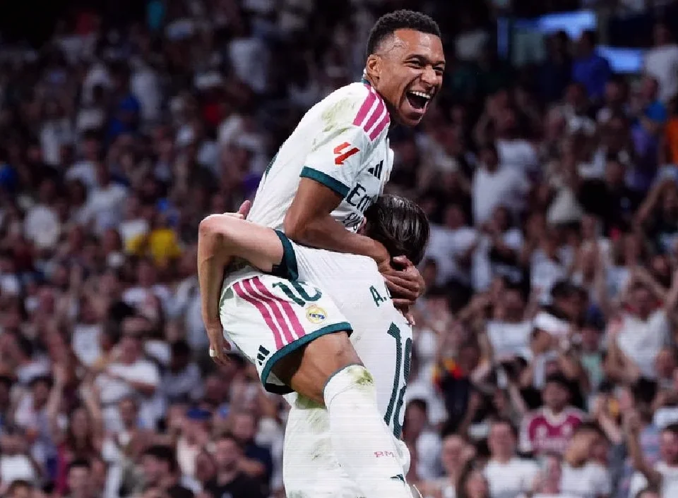 Mbappé Lets His Performances Make the Case for Ballon d’Or