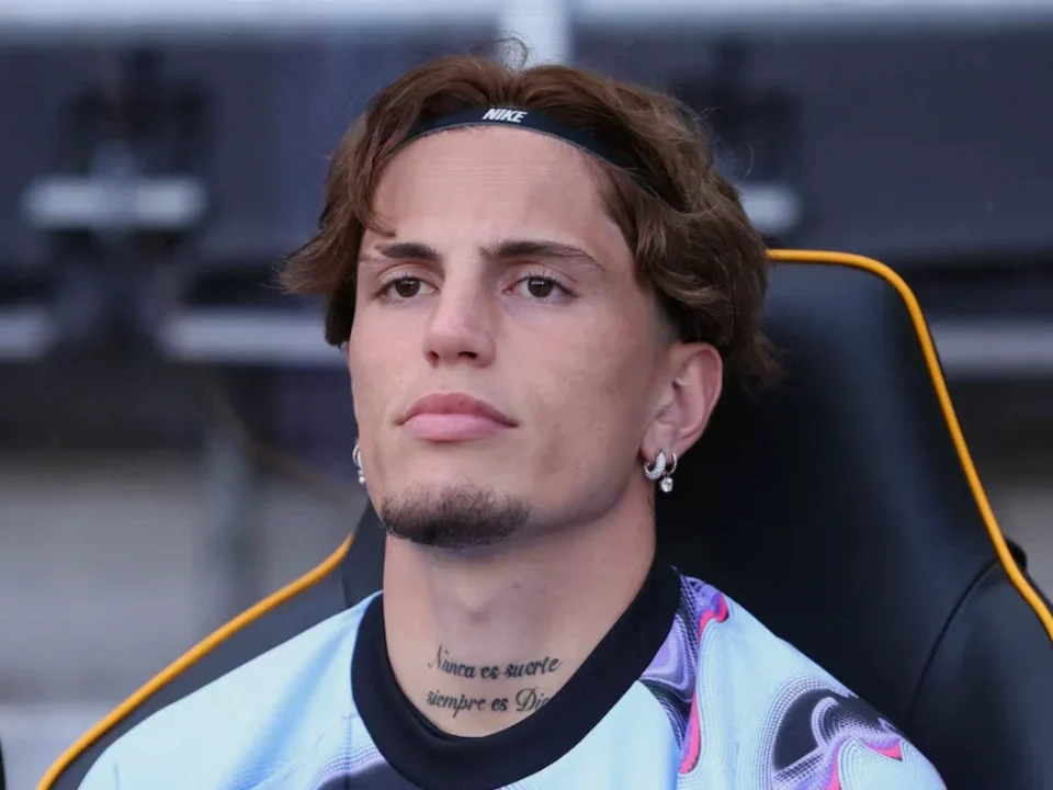 Garnacho, Bissouma and Hegland Lead Europe’s Latest Transfer Moves