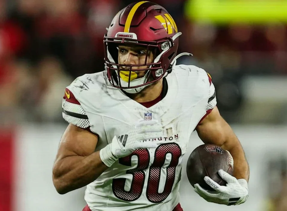 Austin Ekeler Expected Back on Commanders’ 53-Man Roster
