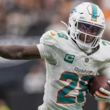 Dolphins Lose De’Von Achane for 2026 Season Following ACL Tear