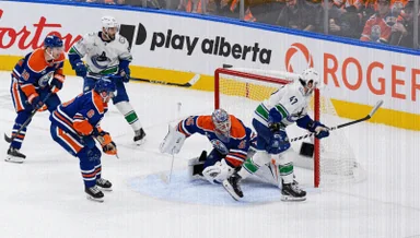 Babcock Urges Oilers to Improve Defensively After OT Loss to Canucks