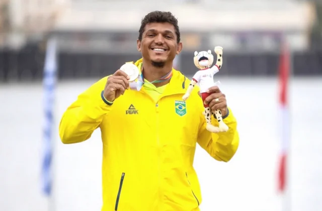 Paris 2024 Olympics: Football Qualification Path in Focus