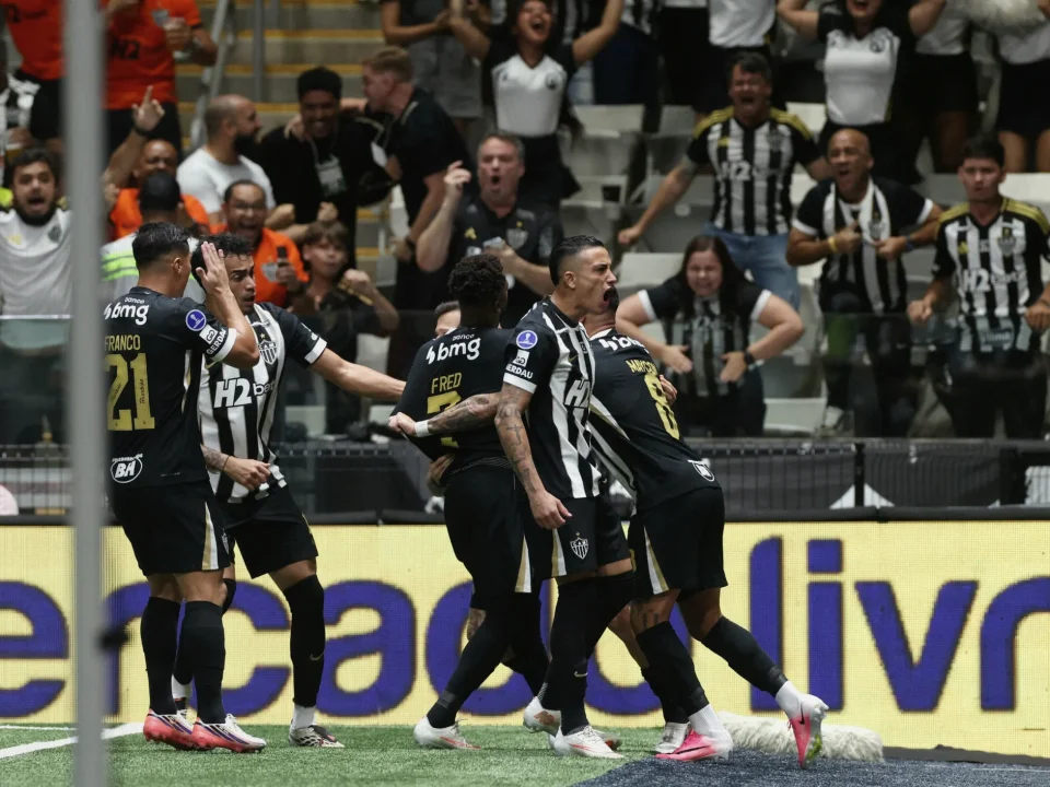 Atlético Mineiro and Santos Level at 3-3 in Open Cup Tie