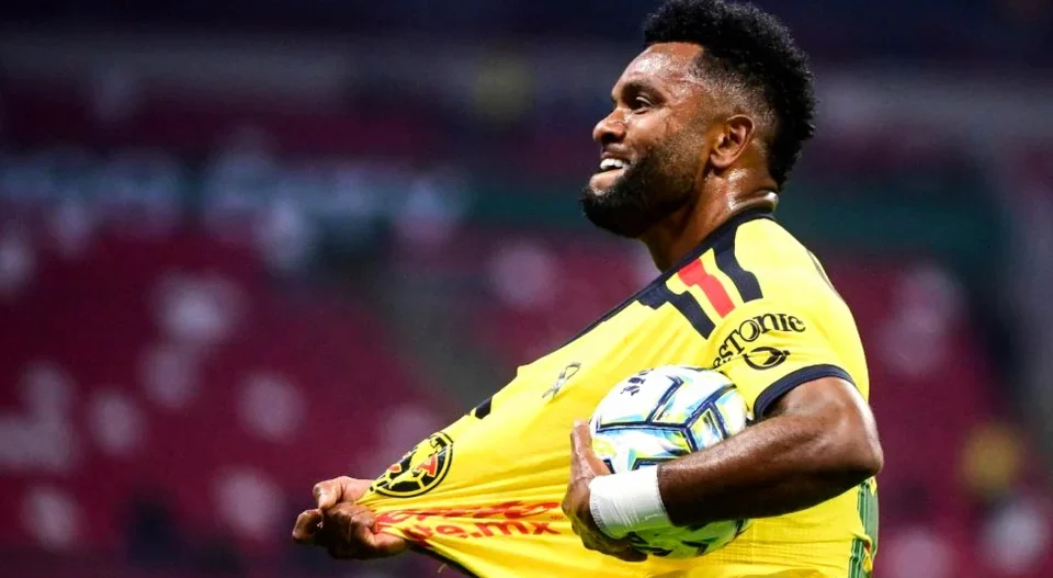 América vs Guadalajara Headlines Liga MX Matchday 9 on 19 September