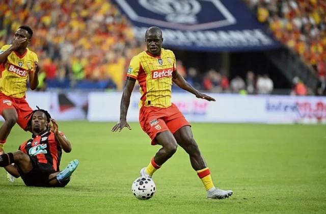 Malang Sarr Set for First Senegal Call-Up in Patrick Vieira Squad