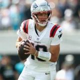 Drake Maye Says Shoulder Issue Won’t Affect Patriots’ Play