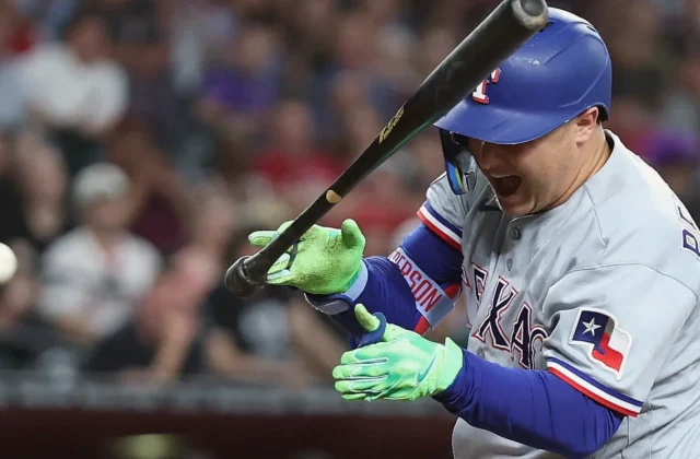 Joc Pederson Takes Step Forward in Rangers Return From Hand Fracture