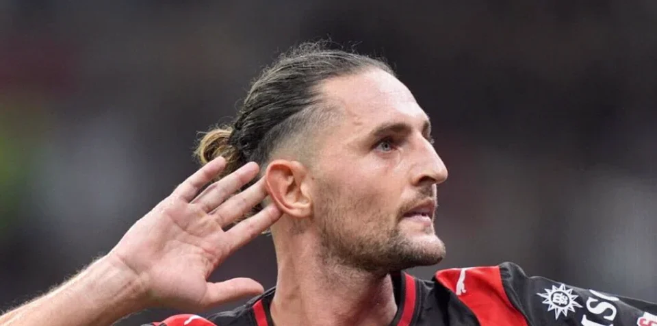 Rabiot Caps Milan’s 15-Pass Move in Lecce Win Under Amorim