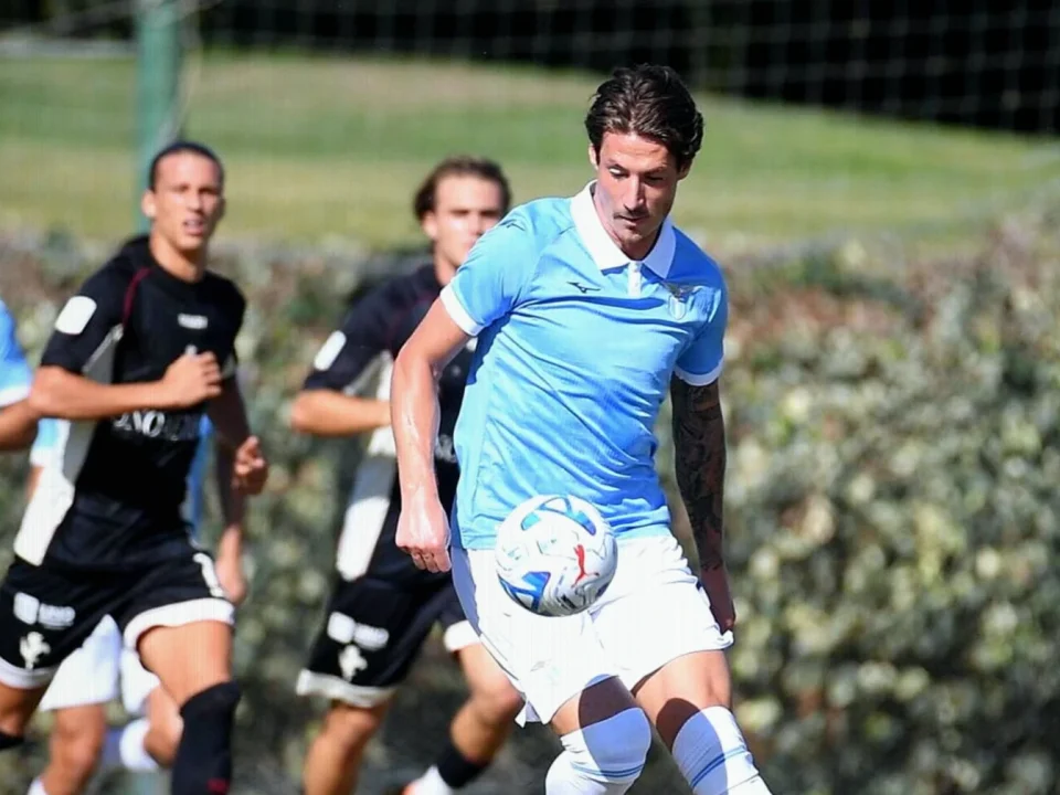 Andrea Pinamonti Targets Full Fitness to Boost Lazio Role