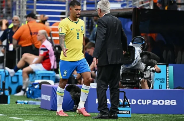 Bruno Guimaraes Backs Carlo Ancelotti After Brazil’s World Cup Exit