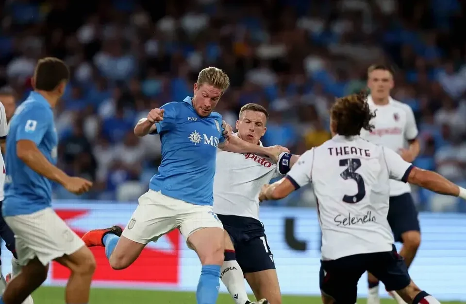 Lobotka Fires Napoli Past Bologna as De Bruyne Shapes Victory