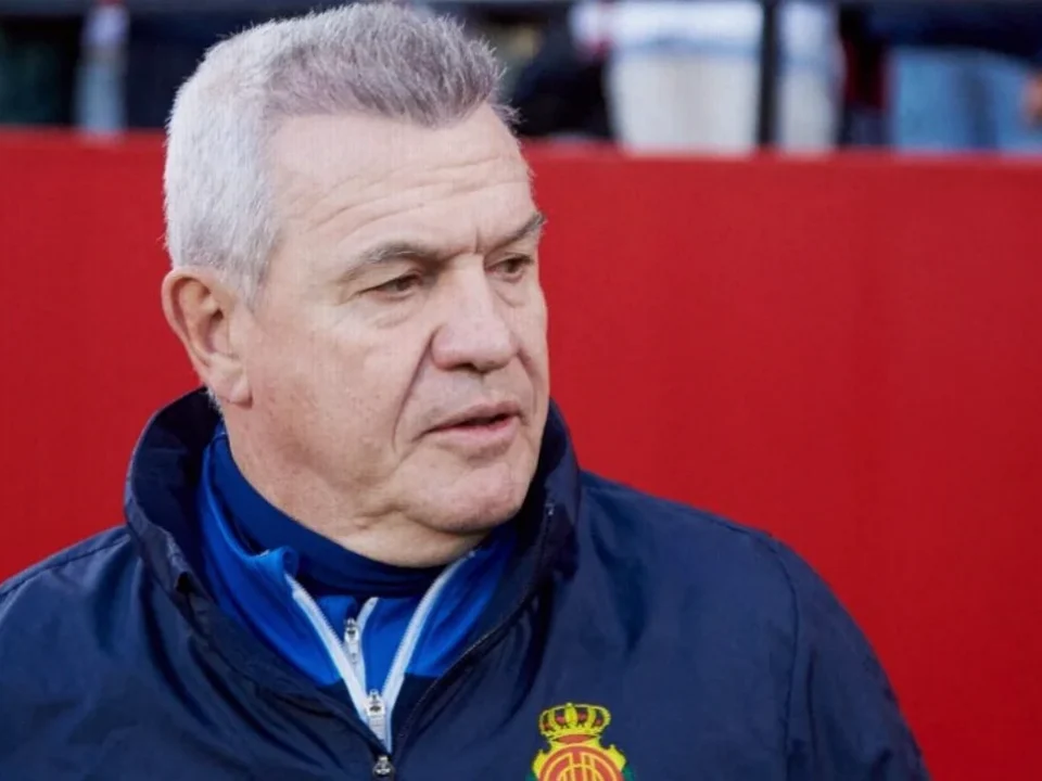 Javier Aguirre Returns to LaLiga to Lead Struggling Valencia