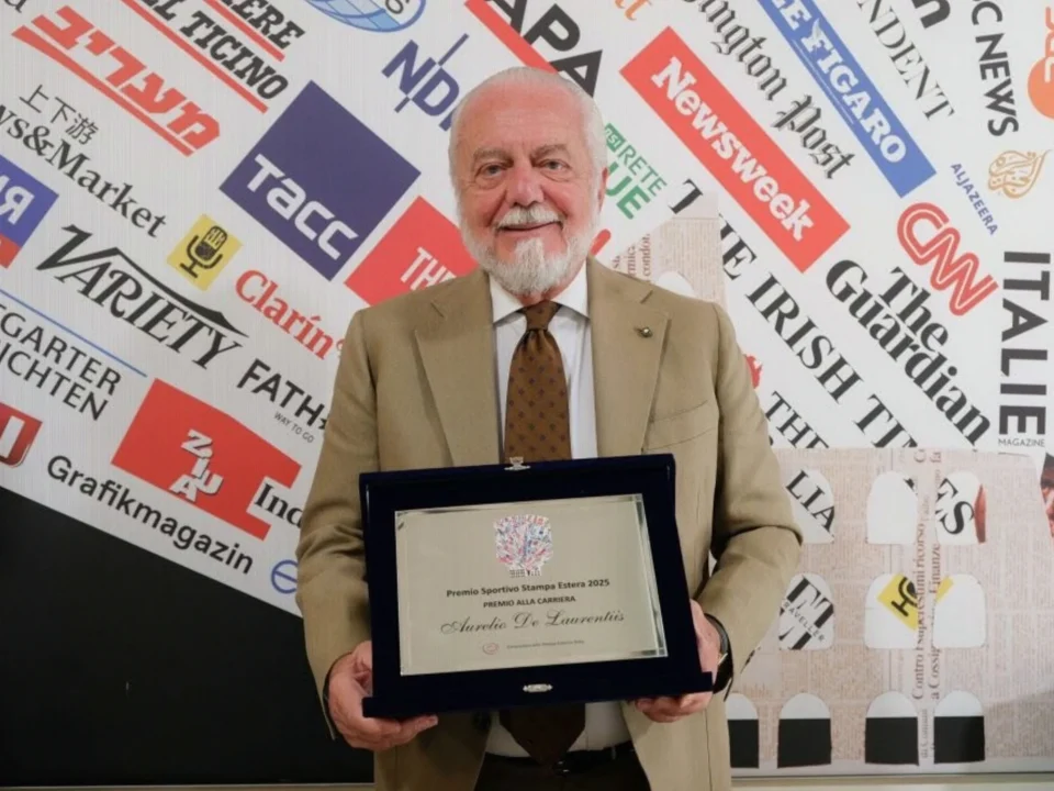 Aurelio De Laurentiis Receives International Press Award in Naples