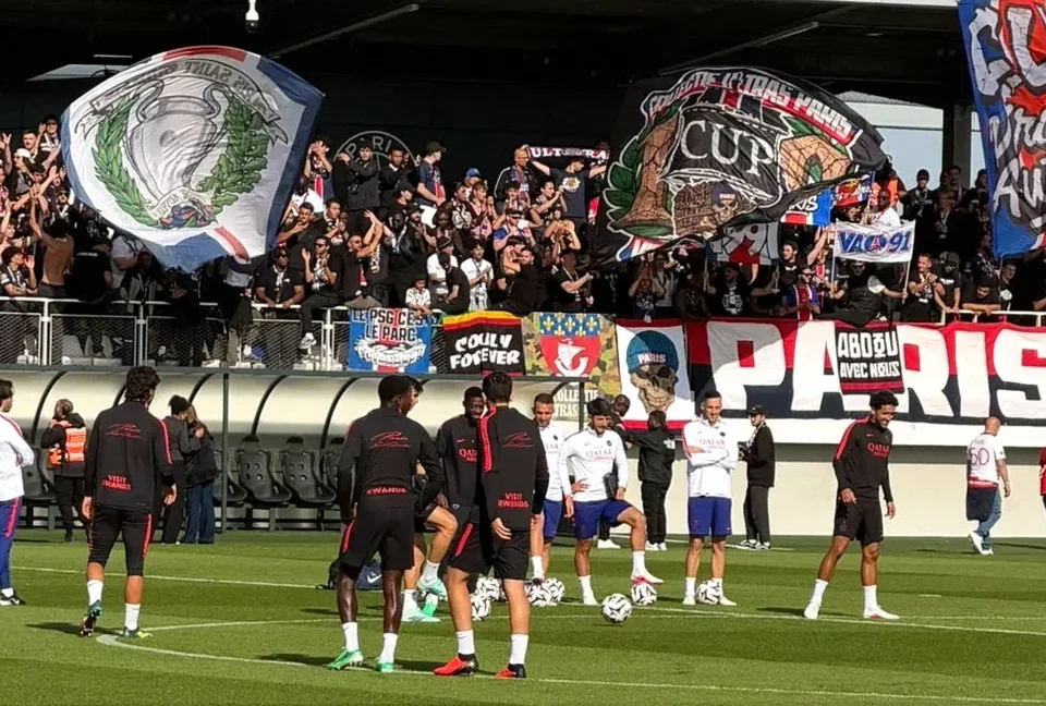 PSG Fans Unveil Message Before Classique Trip to Marseille