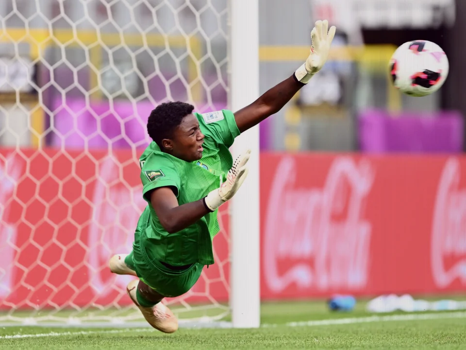 Thaís Lima Sends Brazil Into U20 World Cup Quarter-Finals with Key Save