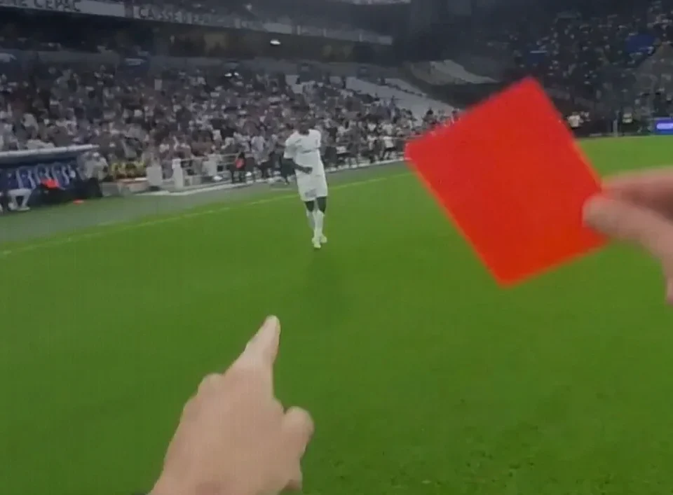 Letexier Corrects Card Mix-Up After Weah Red Scare in Le Classique