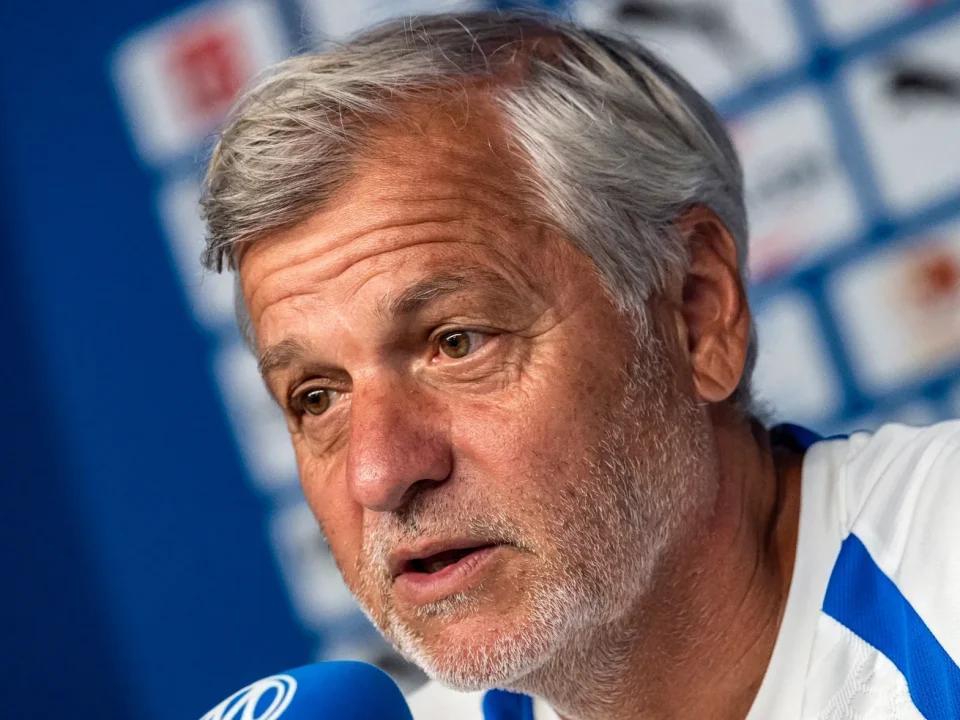 Bruno Genesio Takes Responsibility as Marseille Prepare for PSG Clash