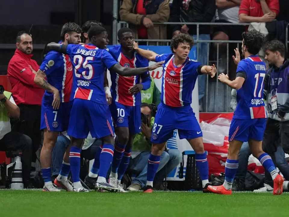 Daniel Riolo Urges Calm Despite PSG’s Unconvincing Win at Brest
