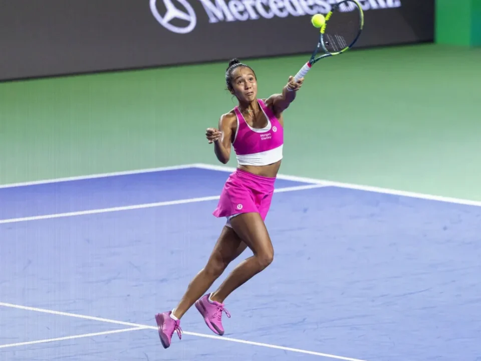 Fernandez, Birrell Rise After Singapore and Seoul Title Runs