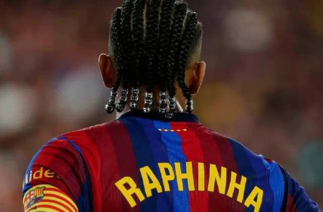 Raphinha Thrives as Barcelona’s Central Forward Under Hansi Flick