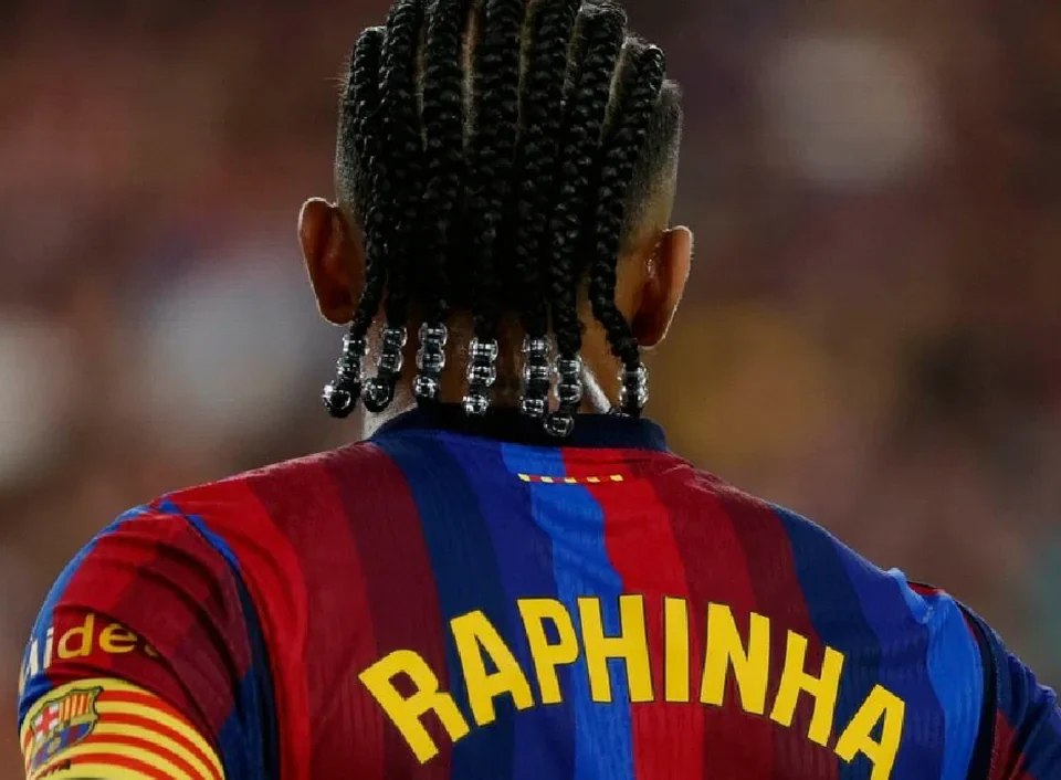 Raphinha Thrives as Barcelona’s Central Forward Under Hansi Flick