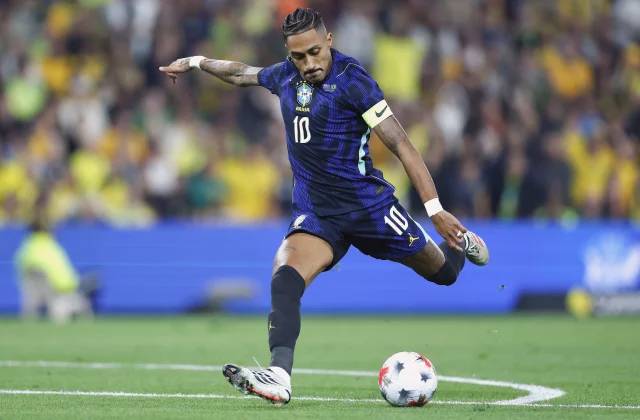 Raphinha Scores for Brazil but Exits Australia Friendly with Thigh Issue