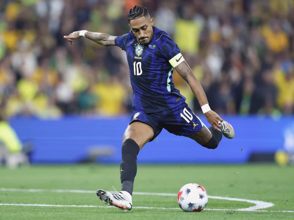 Raphinha Scores for Brazil but Exits Australia Friendly with Thigh Issue