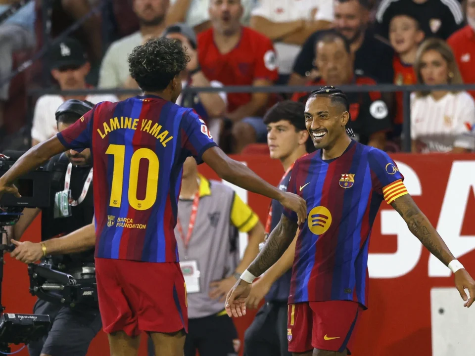 Raphinha Hat-Trick Sends Barcelona Clear as Europe’s Top Scorer
