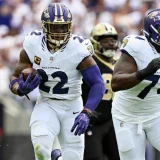 Jamal Lewis Urges Ravens to Feed Derrick Henry After Saints Loss