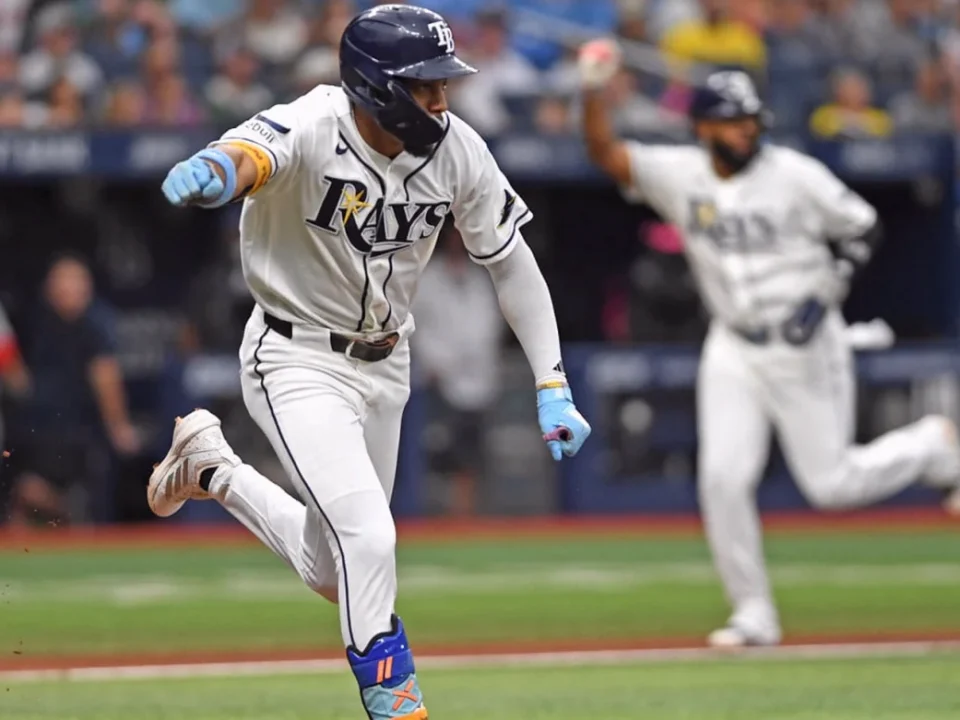 Rays Beat Red Sox to Finish Trop Schedule Near AL East Crown