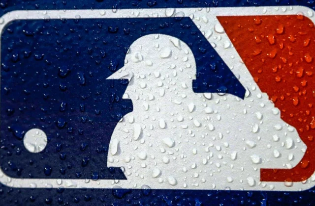 Red Sox, Cubs Move Doubleheader Nightcap Up Due to Storm Forecast