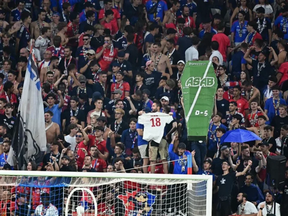 Lyon vs Rennes Halted After Homophobic Banner and Chants