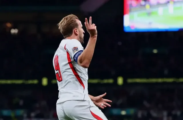 Czech Republic Hold England Scoreless Despite Early Red Card