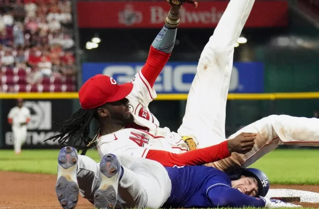 Elly De La Cruz Sparks Rare 5-3-6 Double Play Against Dodgers