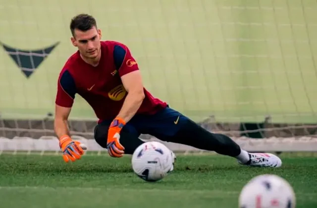Livakovic Makes Surprise Barcelona Debut in Sevilla Clash