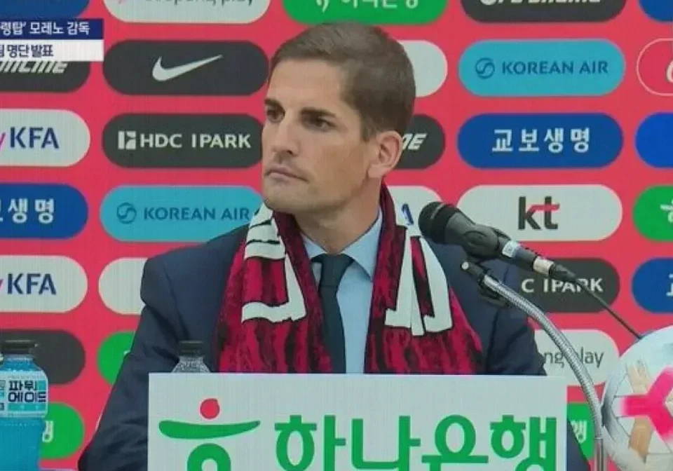Moreno Eyes Second South Korea Win as Forlán Seeks Uruguay Breakthrough