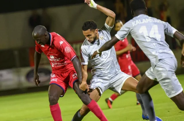 La Roche-sur-Yon Go Top of Ligue 3 After Late Thionville Comeback