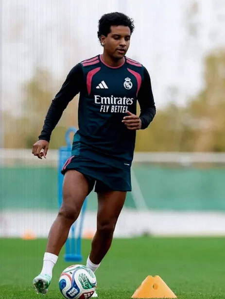 Rodrygo Resumes Ball Training After Six-Month Real Madrid Injury Layoff