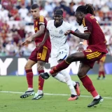 Lautaro Martinez Double Earns Inter 2-2 Draw at Roma
