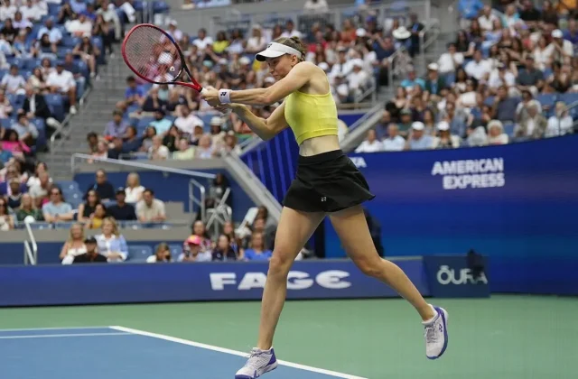 Elena Rybakina Withdraws From Kazakhstan’s Billie Jean King Cup Quarterfinal