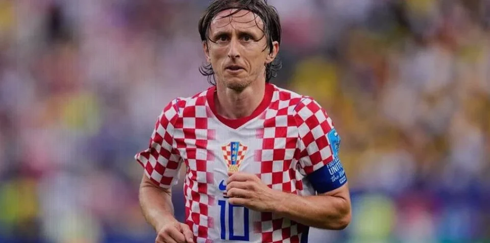 Milan Face Modric Workload Concern After Croatia Call-Up