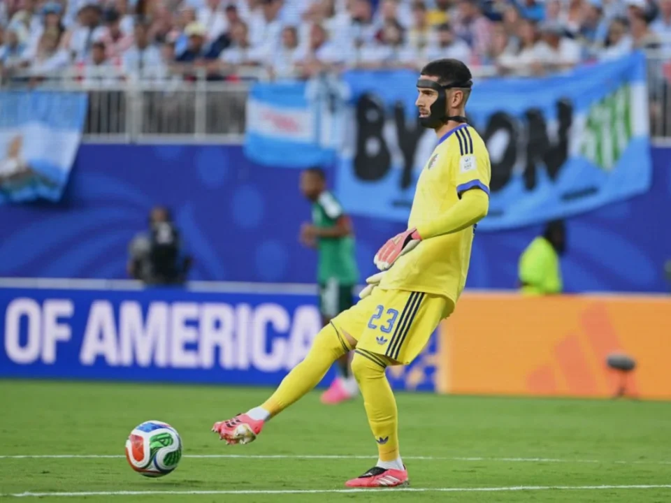 Brahim Hemdani Drops Zidane and Aouar in First Algeria Squad