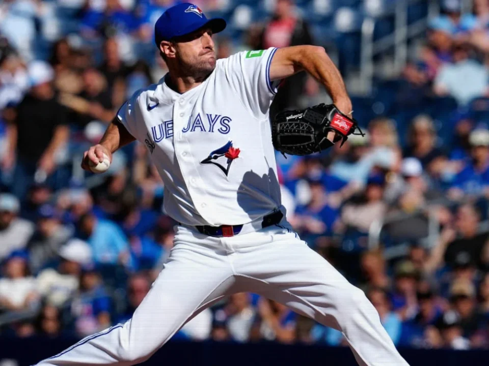 Max Scherzer Turns Back the Clock in Blue Jays’ Win Over Reds