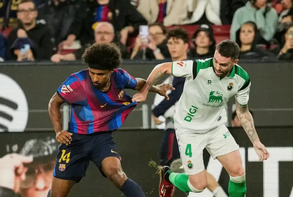 Karim Adeyemi Shines in Barcelona’s 7-2 Win Over Racing