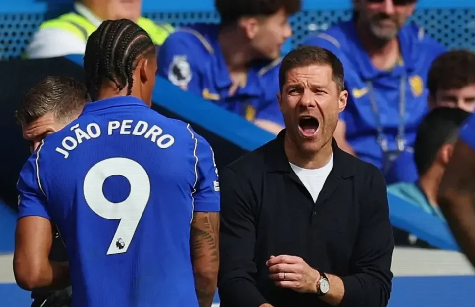Chelsea’s Defensive Woes Pile Pressure on Xabi Alonso