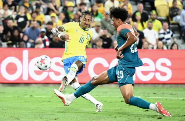 Raphinha Returns to Barcelona After Thigh Issue on Brazil Duty