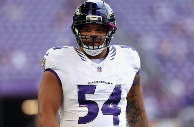 Ravens Center Jovaughn Gwyn Expected to Miss 8-12 Weeks with Fibula Fracture