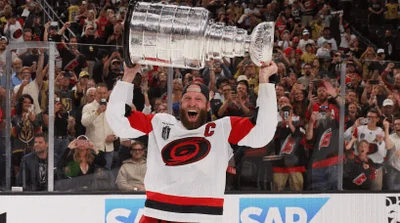 Jordan Staal Returns to Hurricanes on One-Year Deal for 2027-28