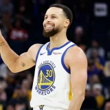 Stephen Curry, Warriors Finalize Reported $116M Two-Year Extension