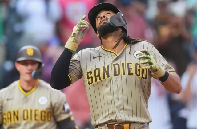 Rockies Rout Padres 9-3 to End San Diego’s Eight-Game Winning Streak